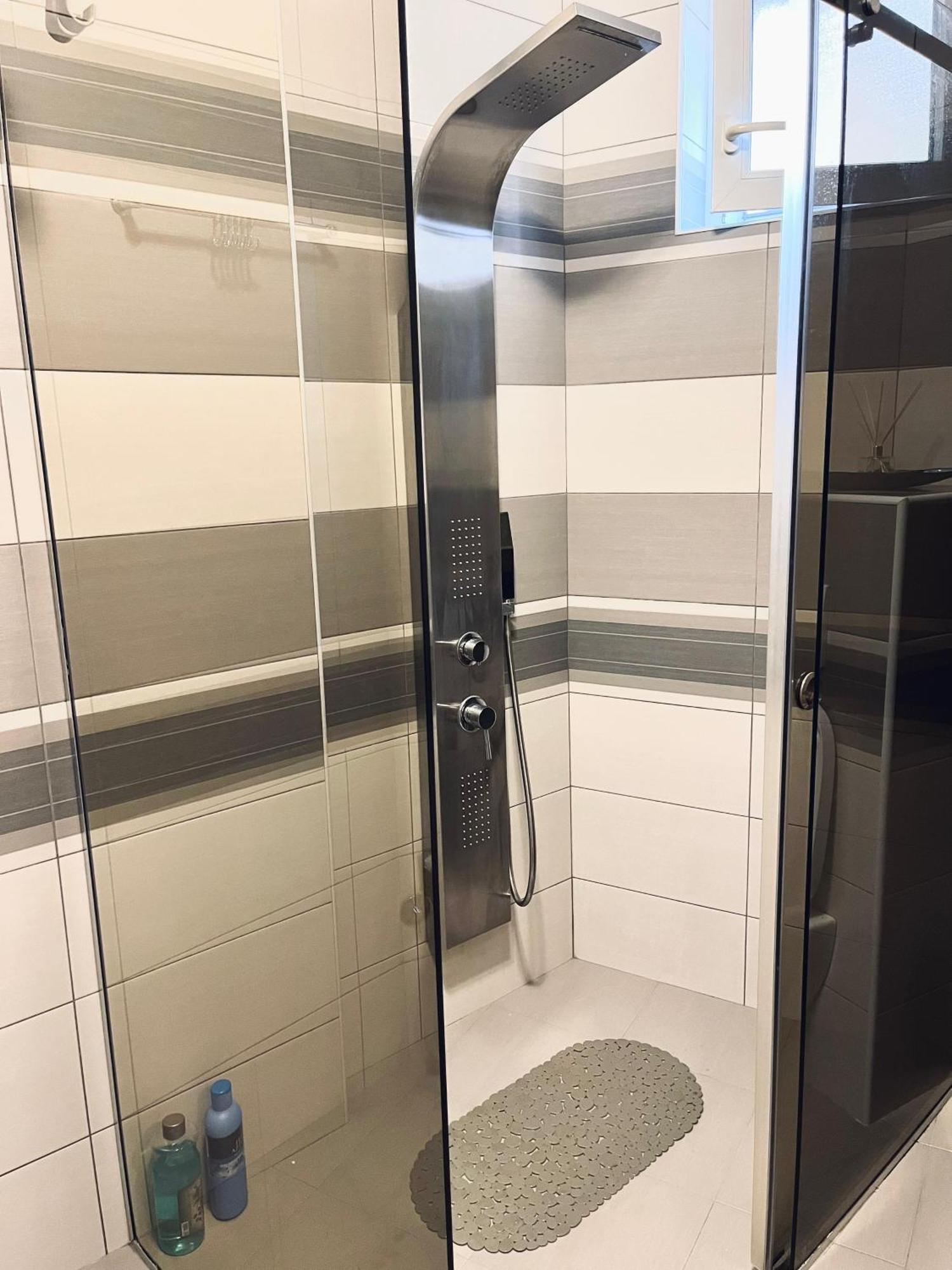 Lumo Apartamento Ni Exterior foto